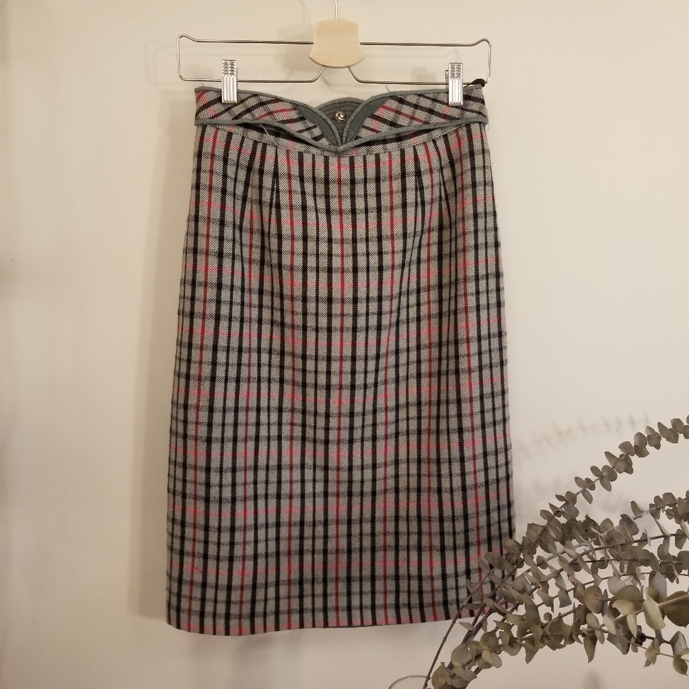 Vintage wool check pencil skirt with attached belt